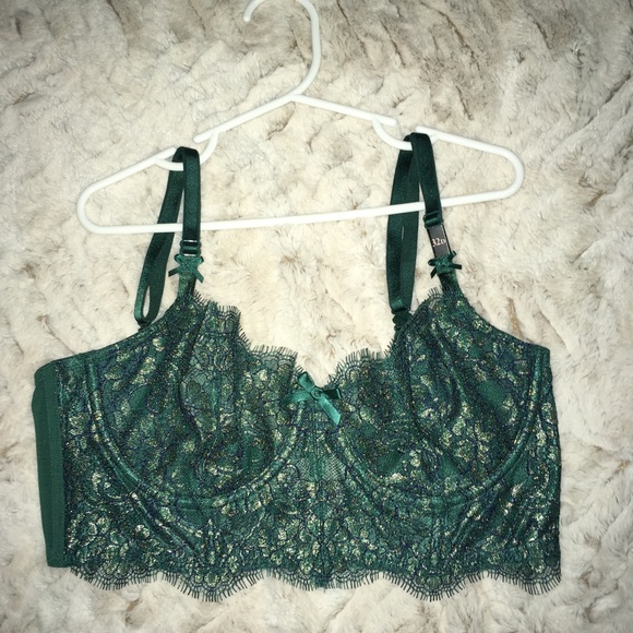 Victoria's Secret Other - Victoria’s Secret Push Up without Padding Bra